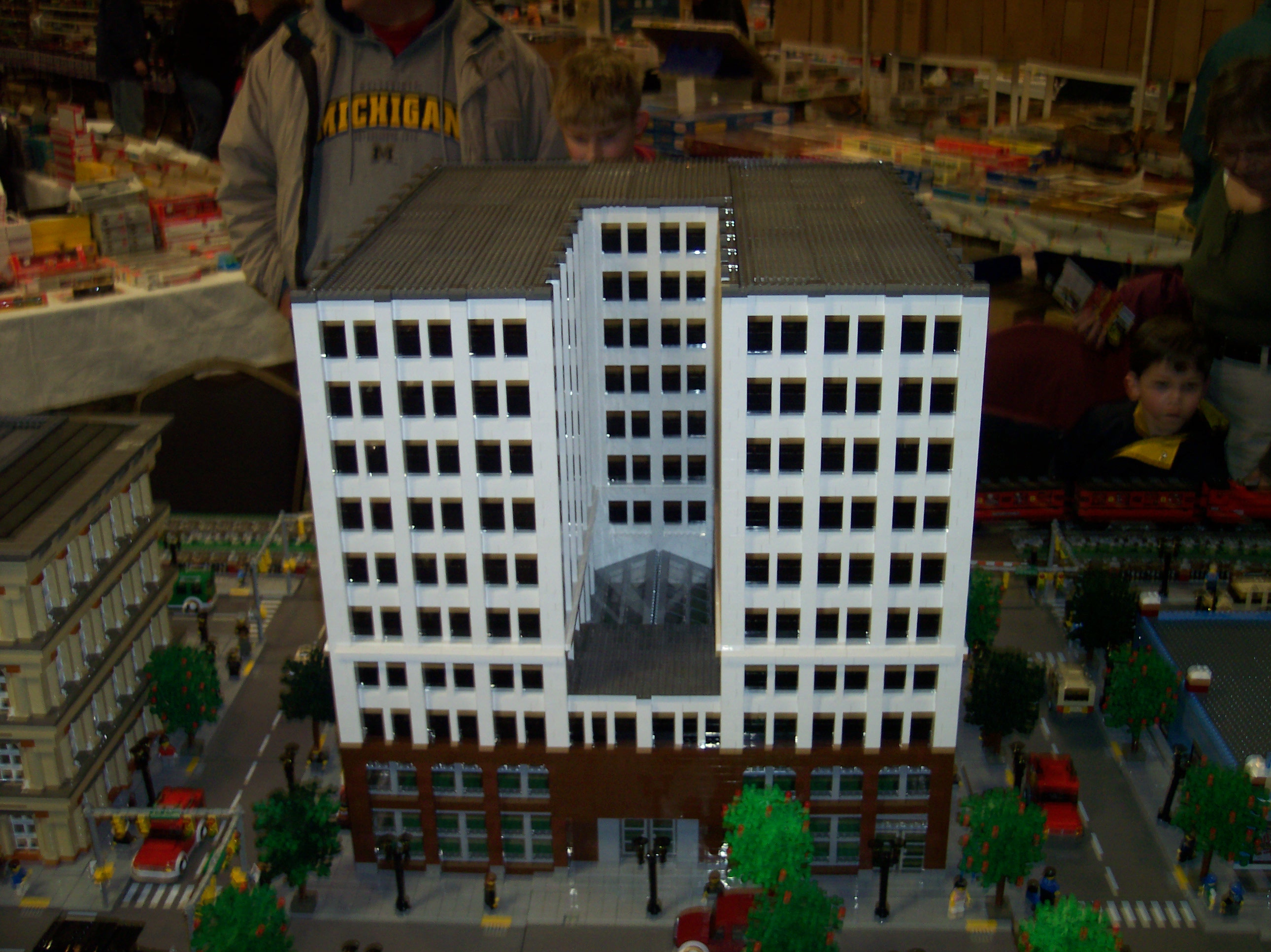 michlug_toledo_train_show_3-8-2009_020.jpg