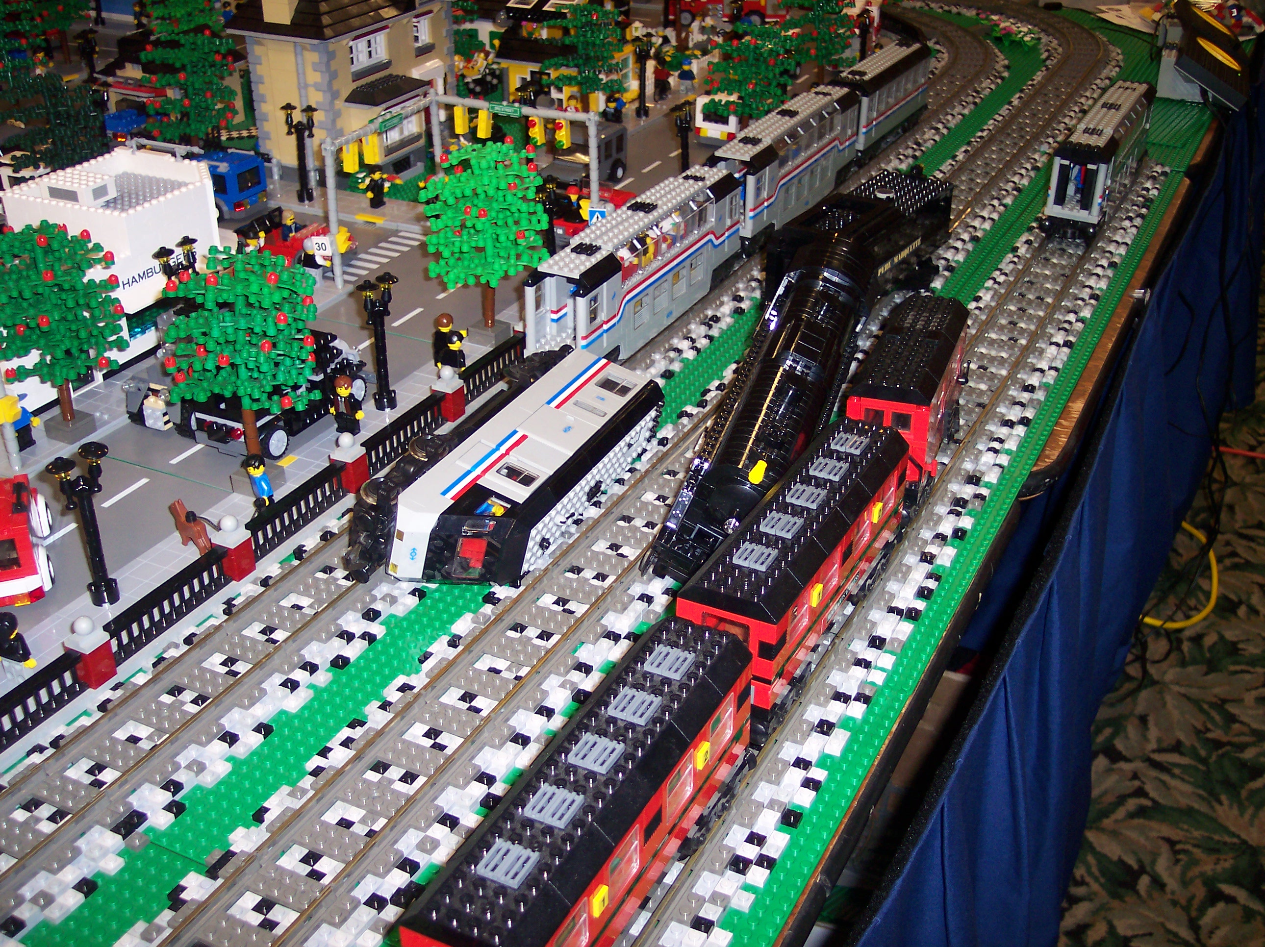 michlug_toledo_train_show_3-8-2009_025.jpg
