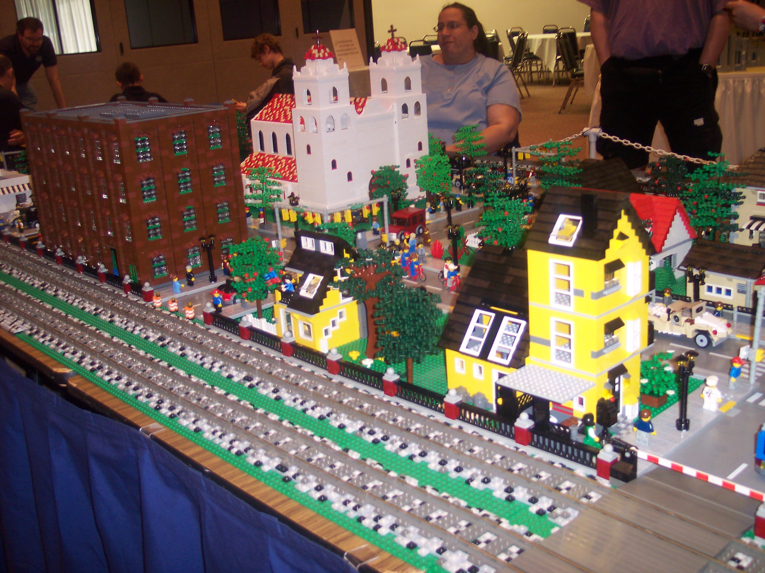 lego_st_aidans_church_2009_16.jpg