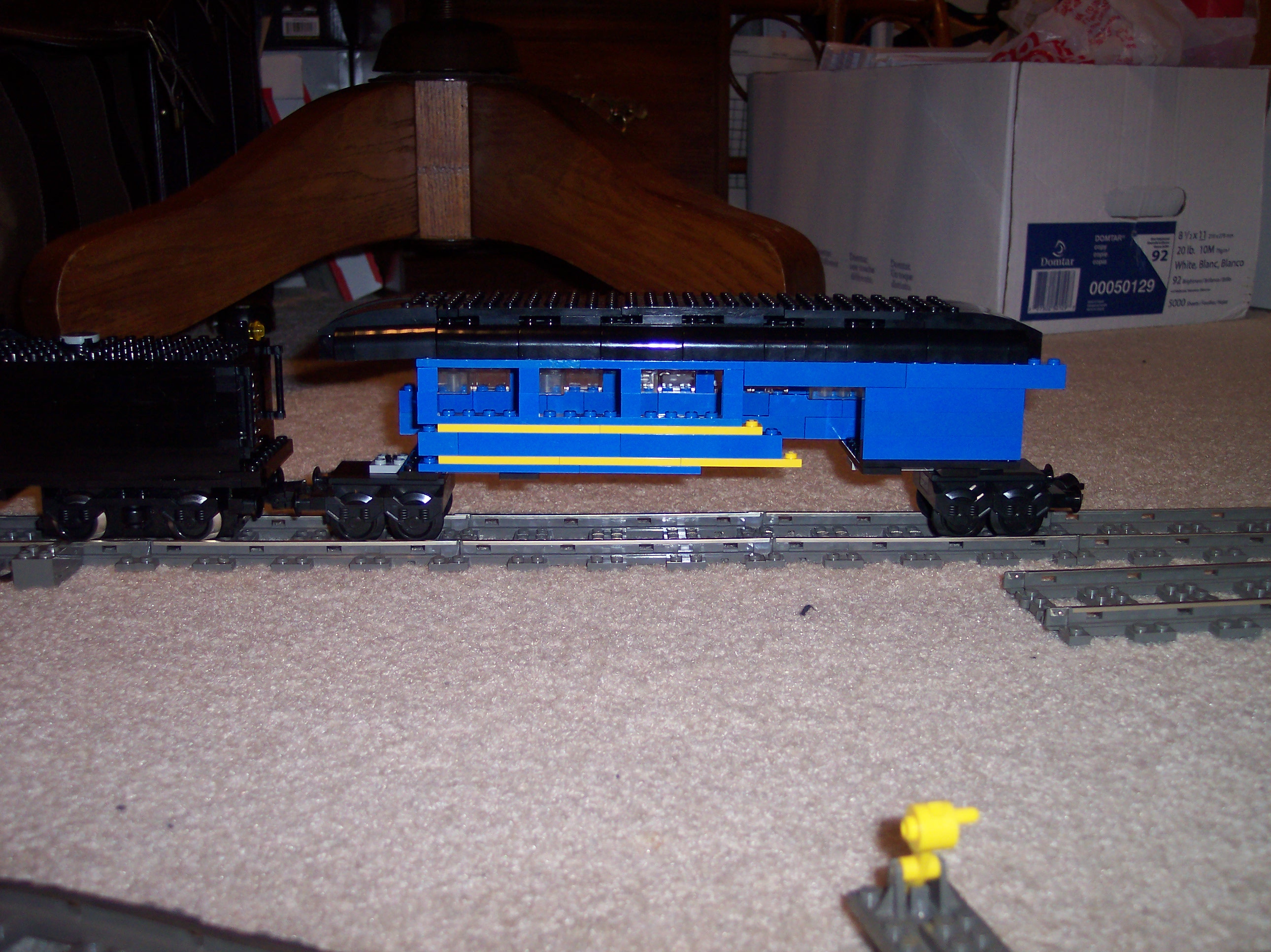 my_lego_1225_steam_train_2008_06.jpg