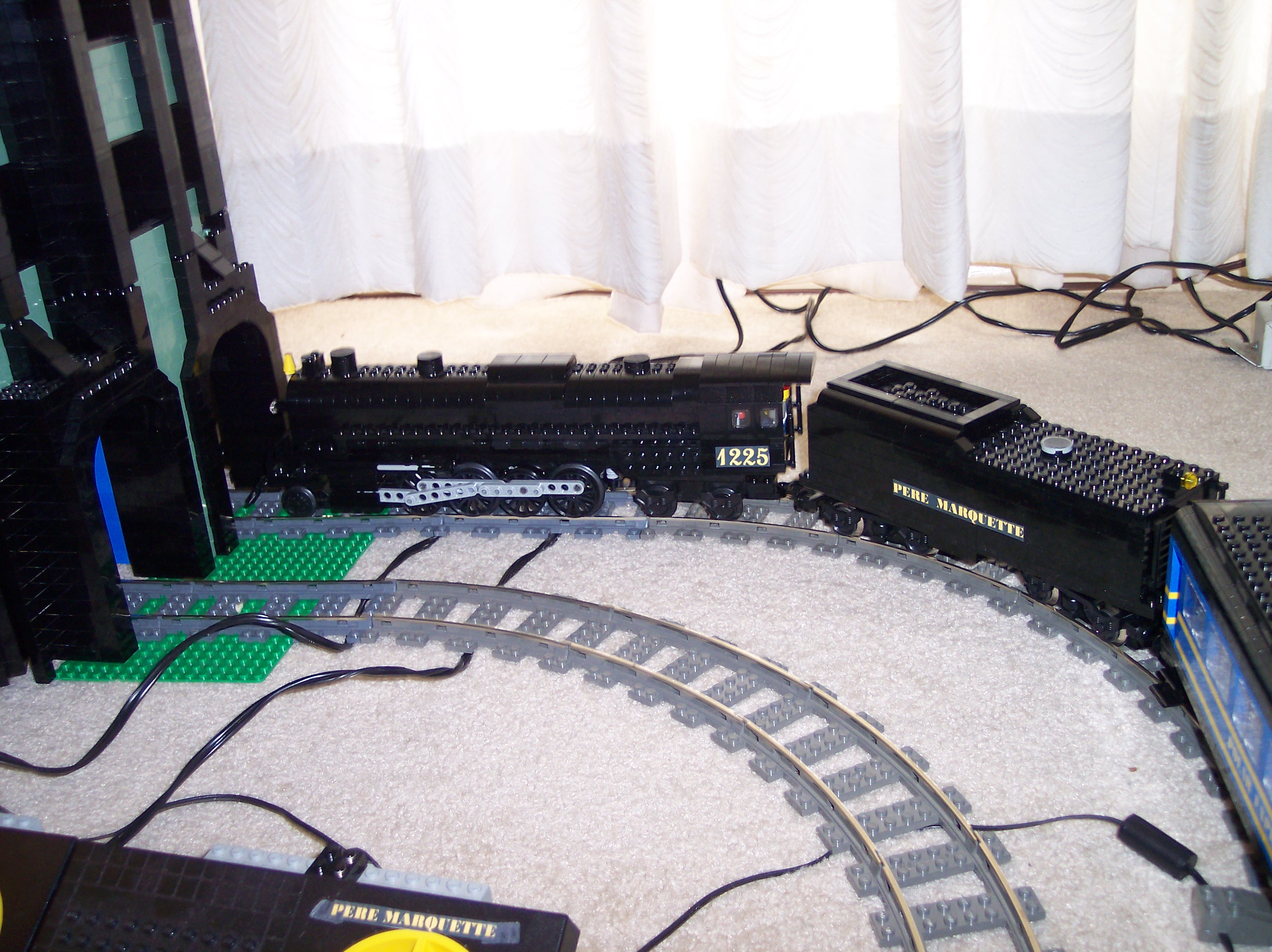 day_after_easter_fun_with_lego_2009_15.jpg