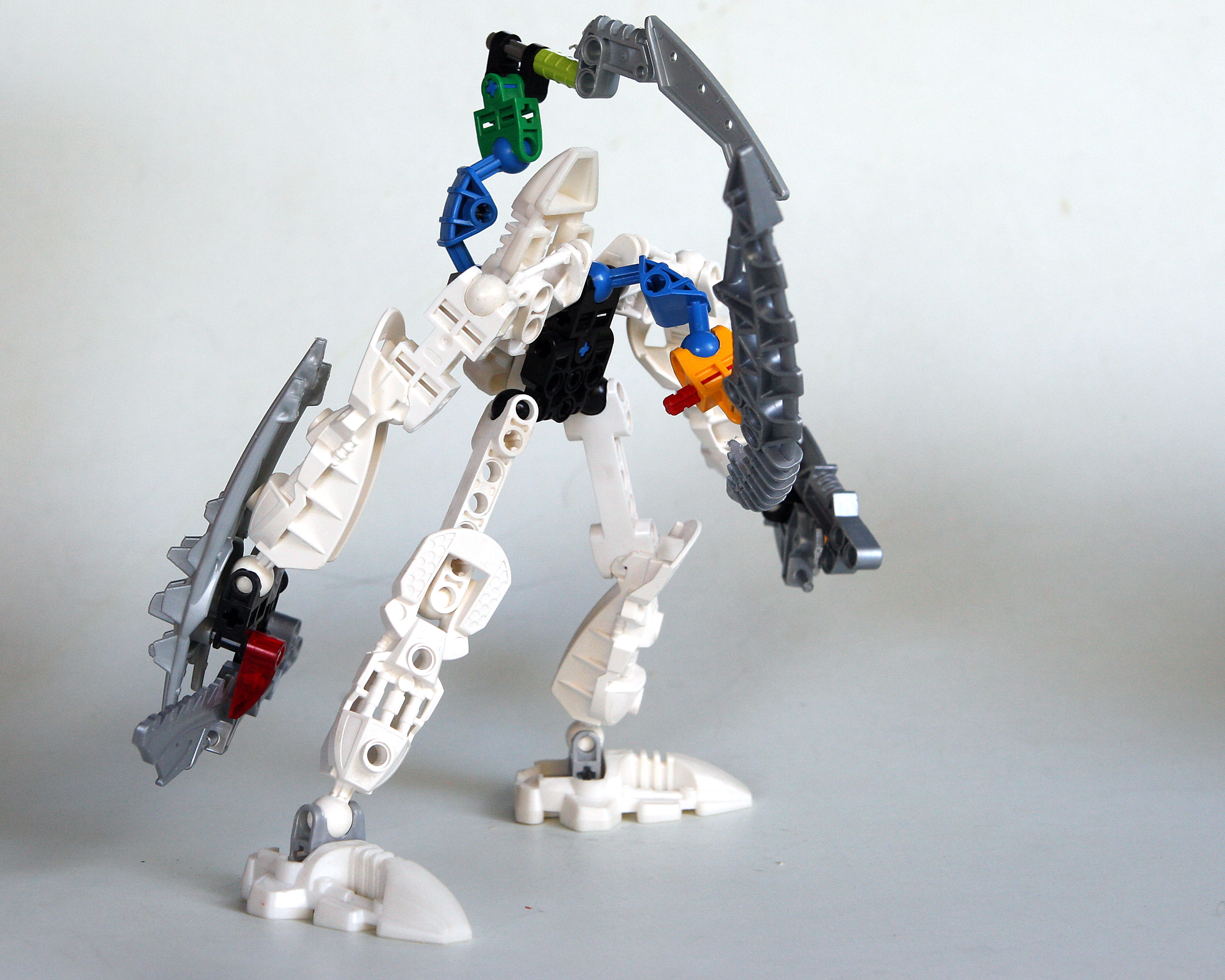 bionicle_web__5_090608.jpg