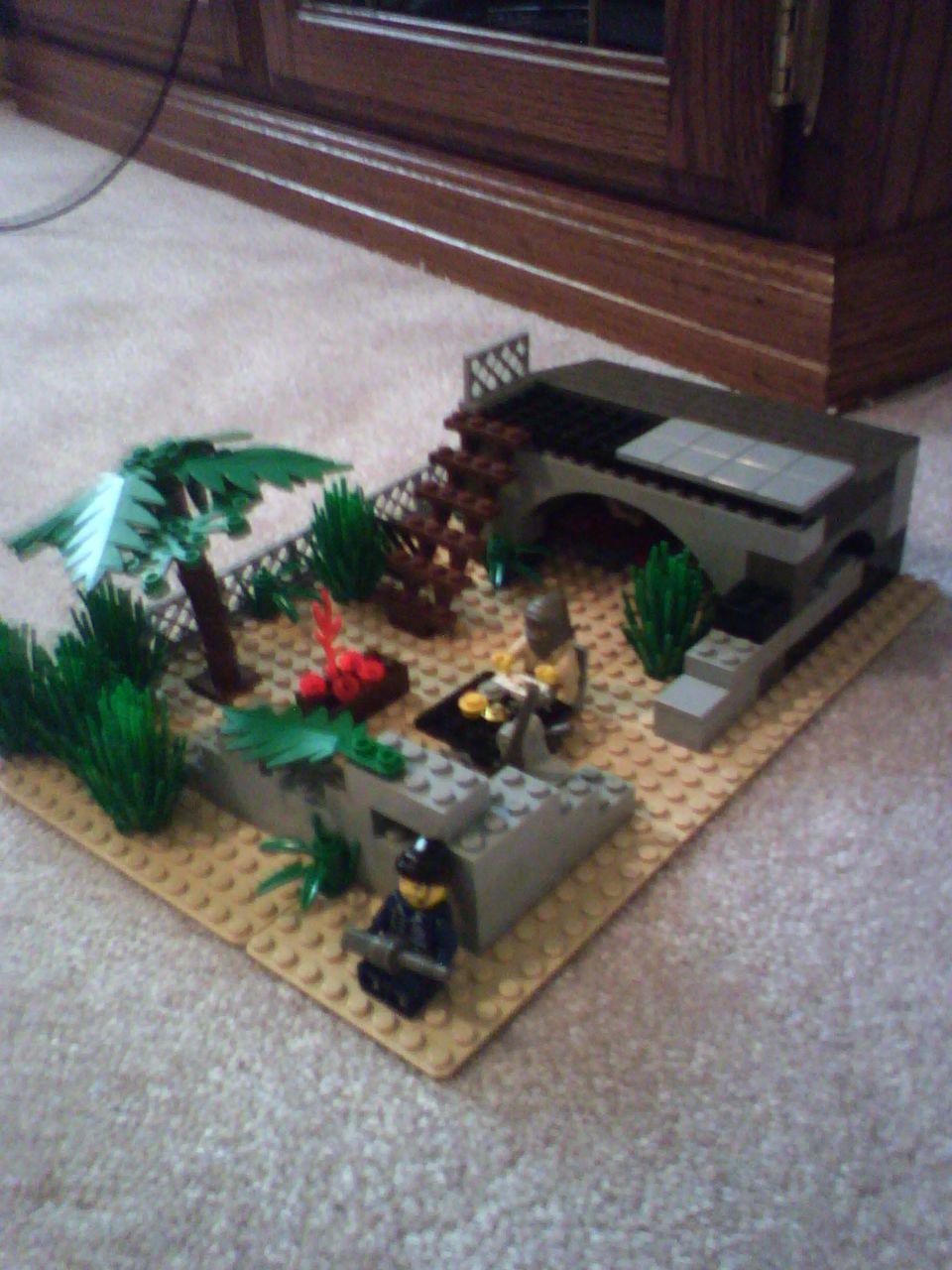 lego_terrorist_outpost_001.jpg