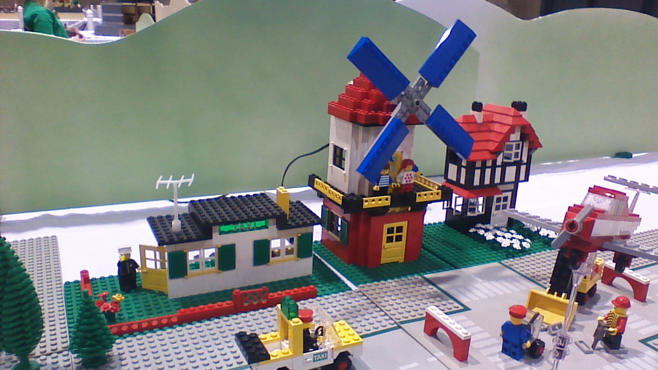brickfair_2014_014.jpg