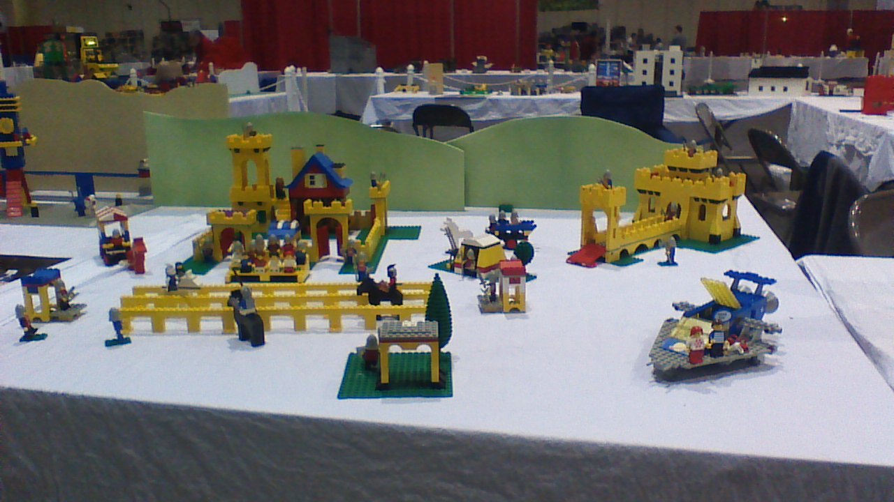 brickfair_2014_036.jpg