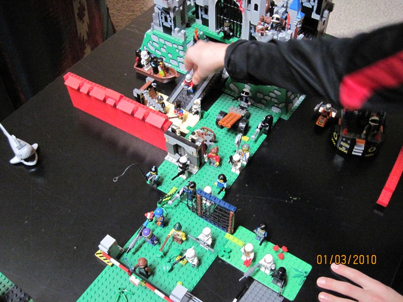 brickwars120104_065.jpg