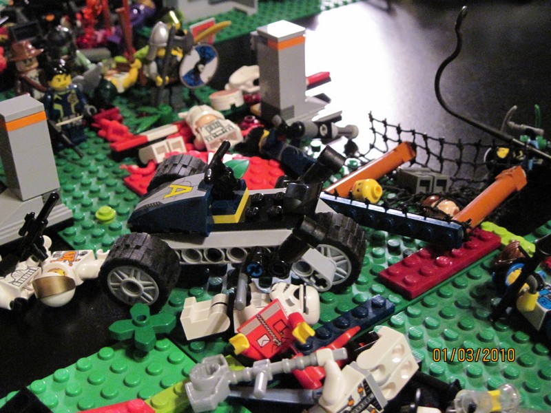 brickwars120104_077.jpg