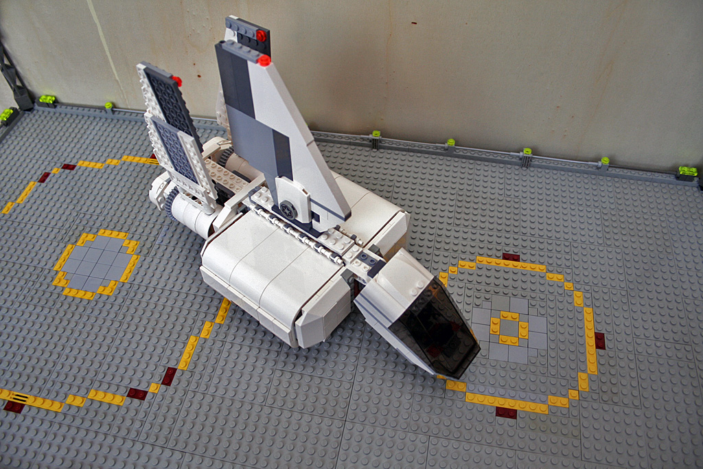 tbt_0057_brick_lego_landing_craft.jpg
