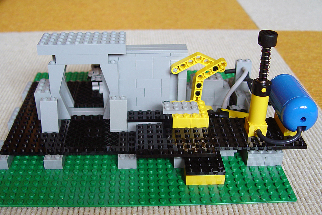tbt_0032_brick_lego_panzertuer.jpg