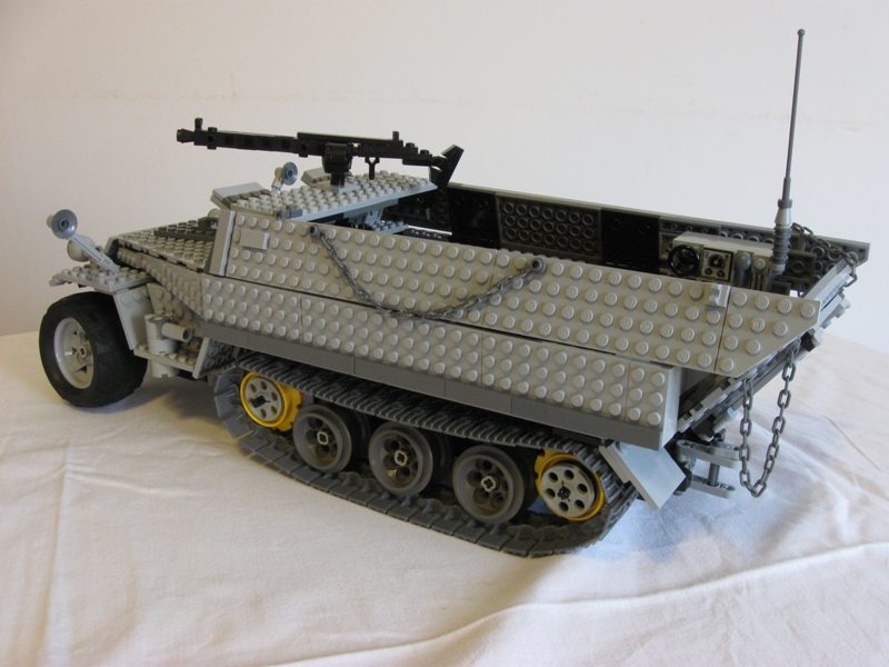 sdkfz251ausfr_3.jpg