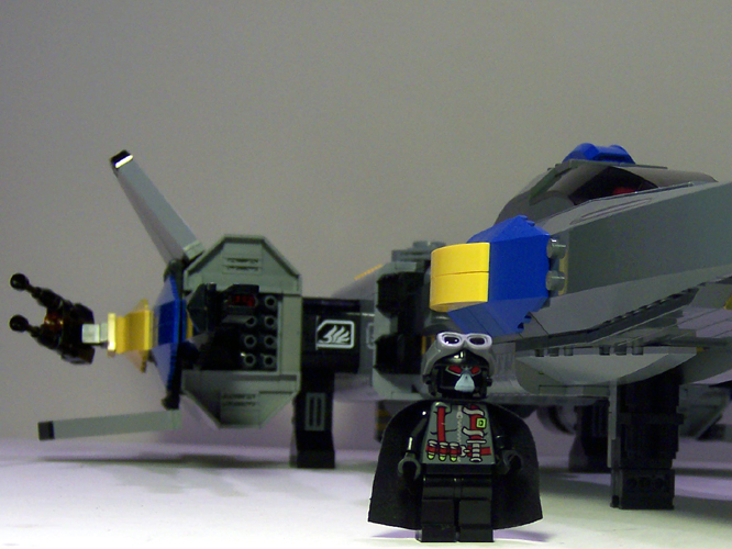 piratecommandship_018.jpg