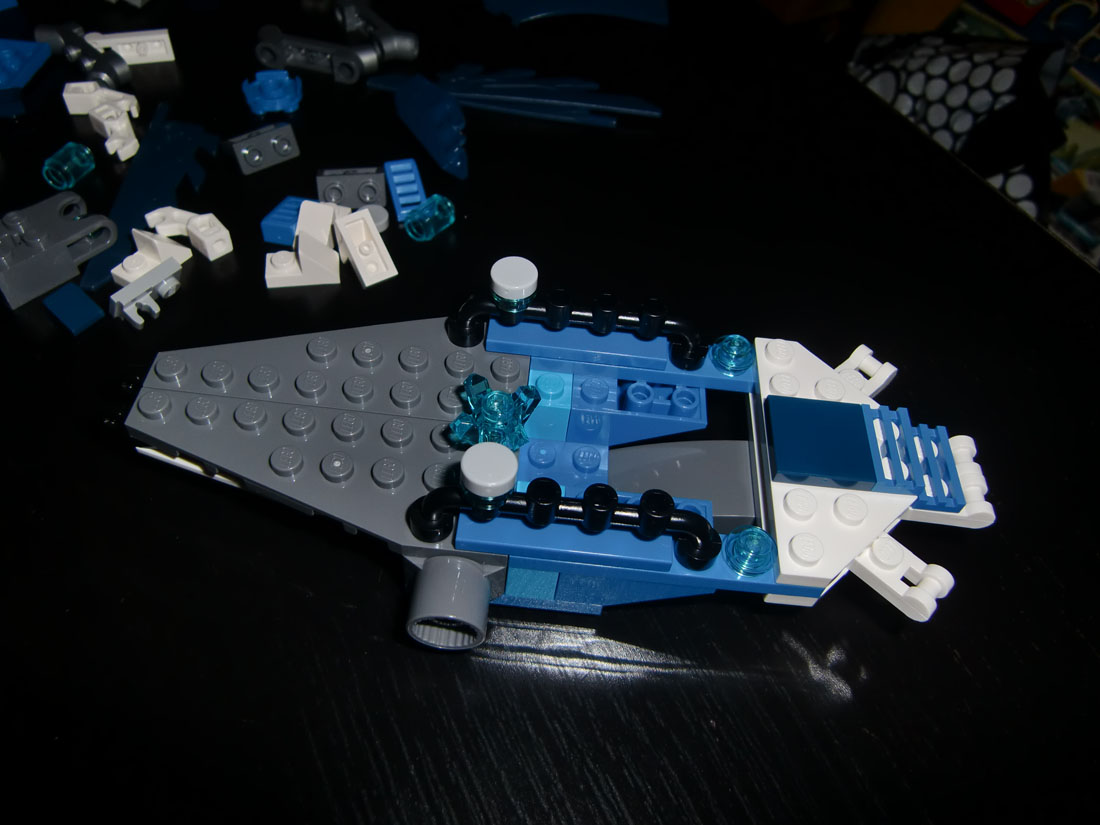 7000323.jpg