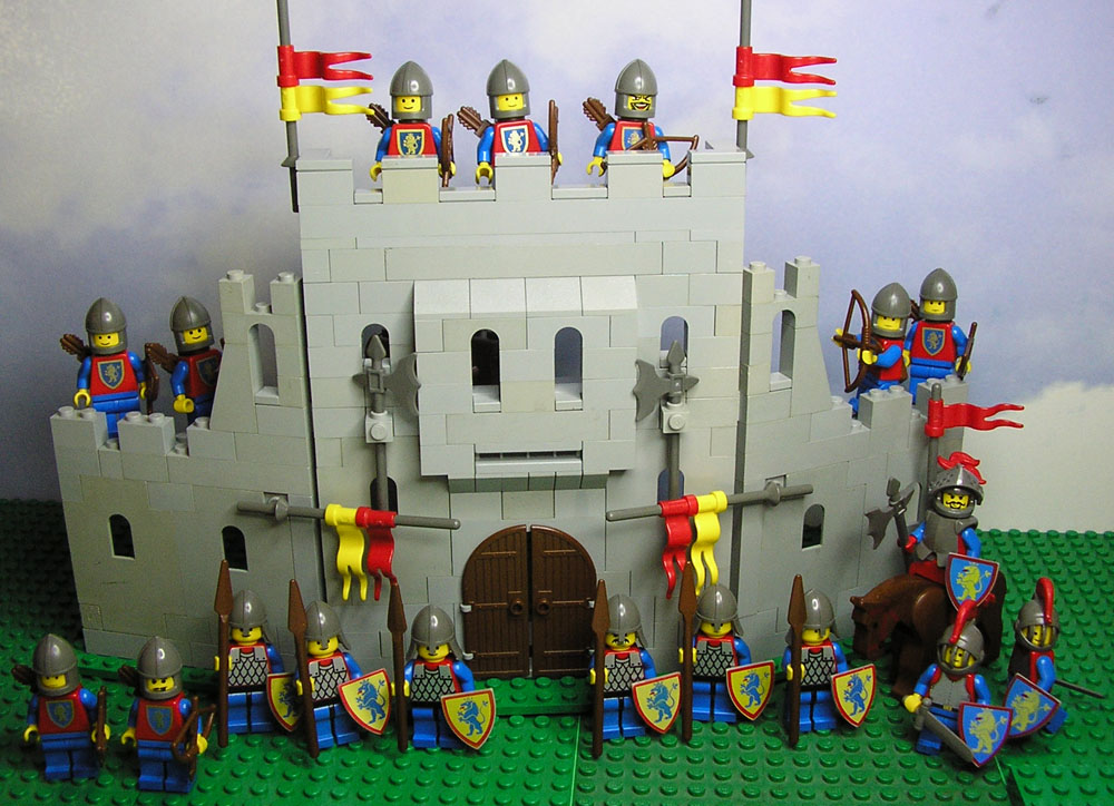 0_0_0_castle_1.jpg