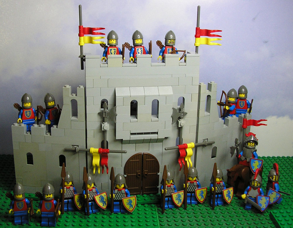 0_0_0_castle_2.jpg