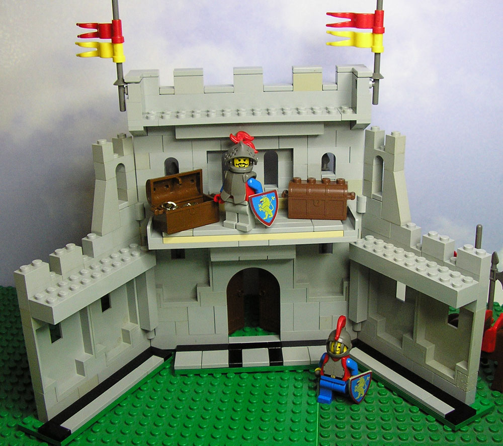 0_0_0_castle_4.jpg
