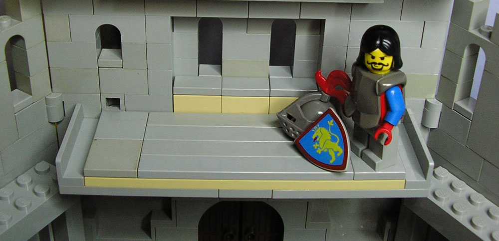 0_0_0_castle_7.jpg