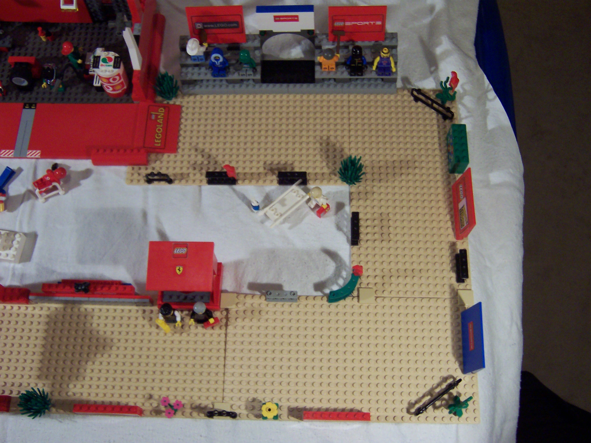 lego_pix_230.jpg
