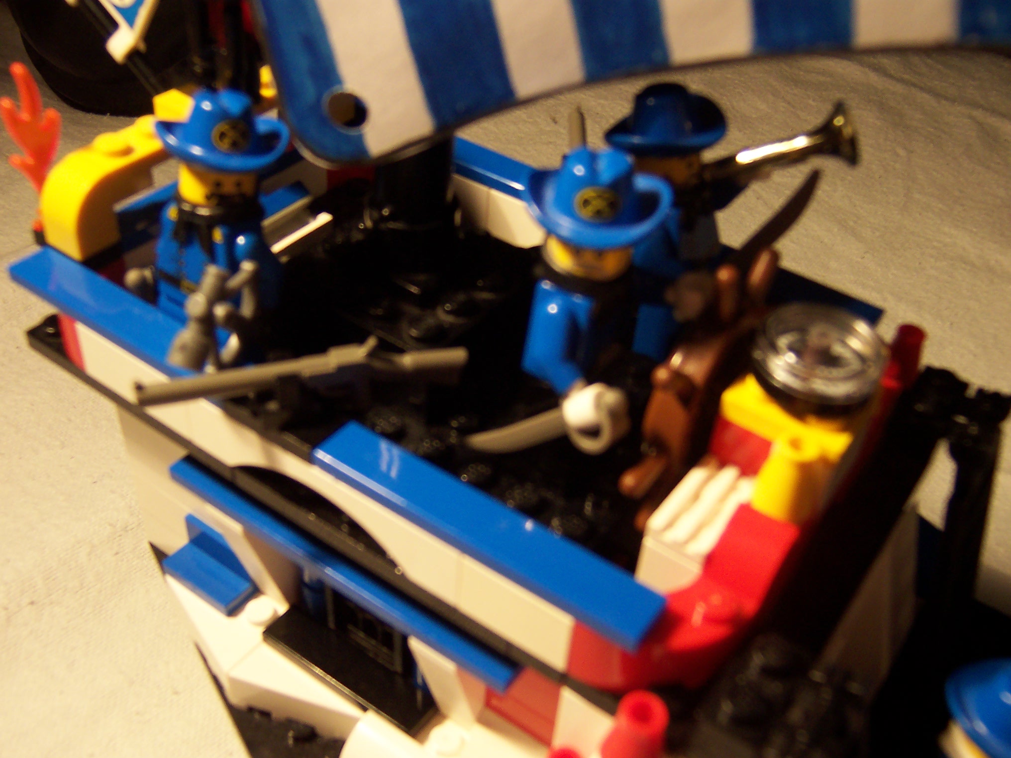 lego_pix_6-9-06_006.jpg