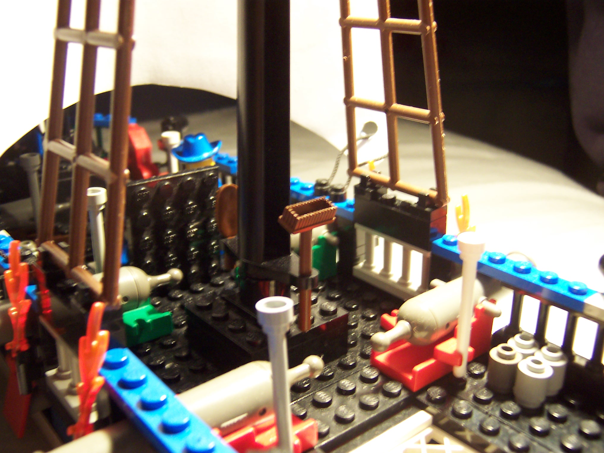 lego_pix_6-9-06_013.jpg