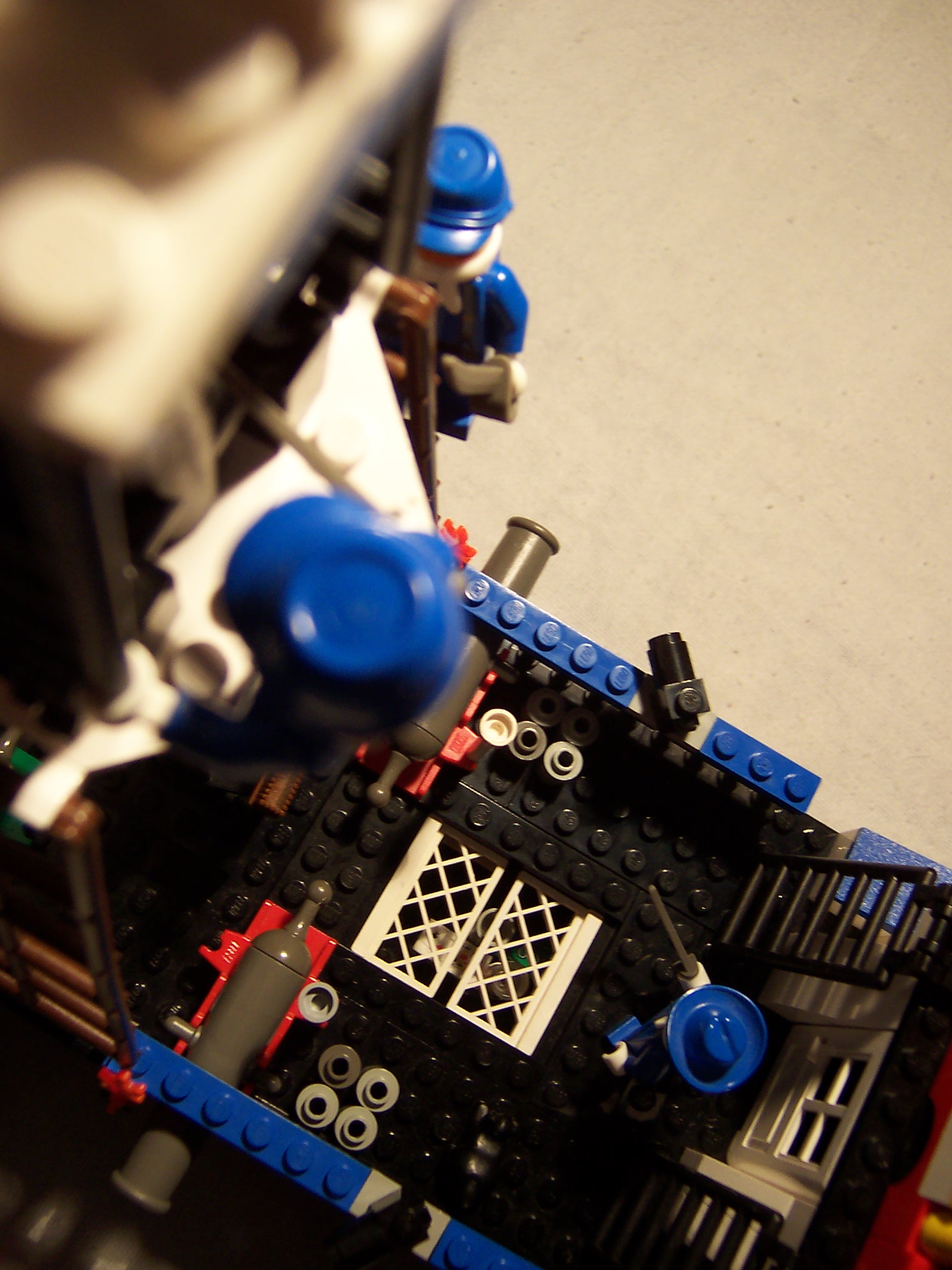 lego_pix_6-9-06_014.jpg