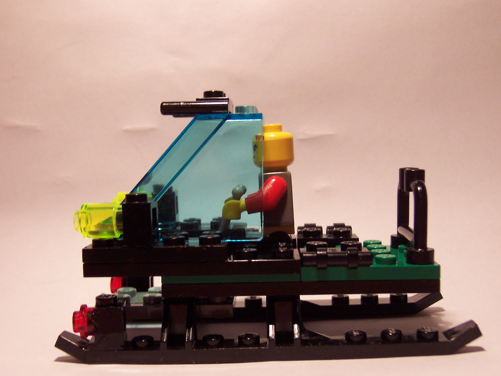 lego_pix_11-09-06_001.jpg