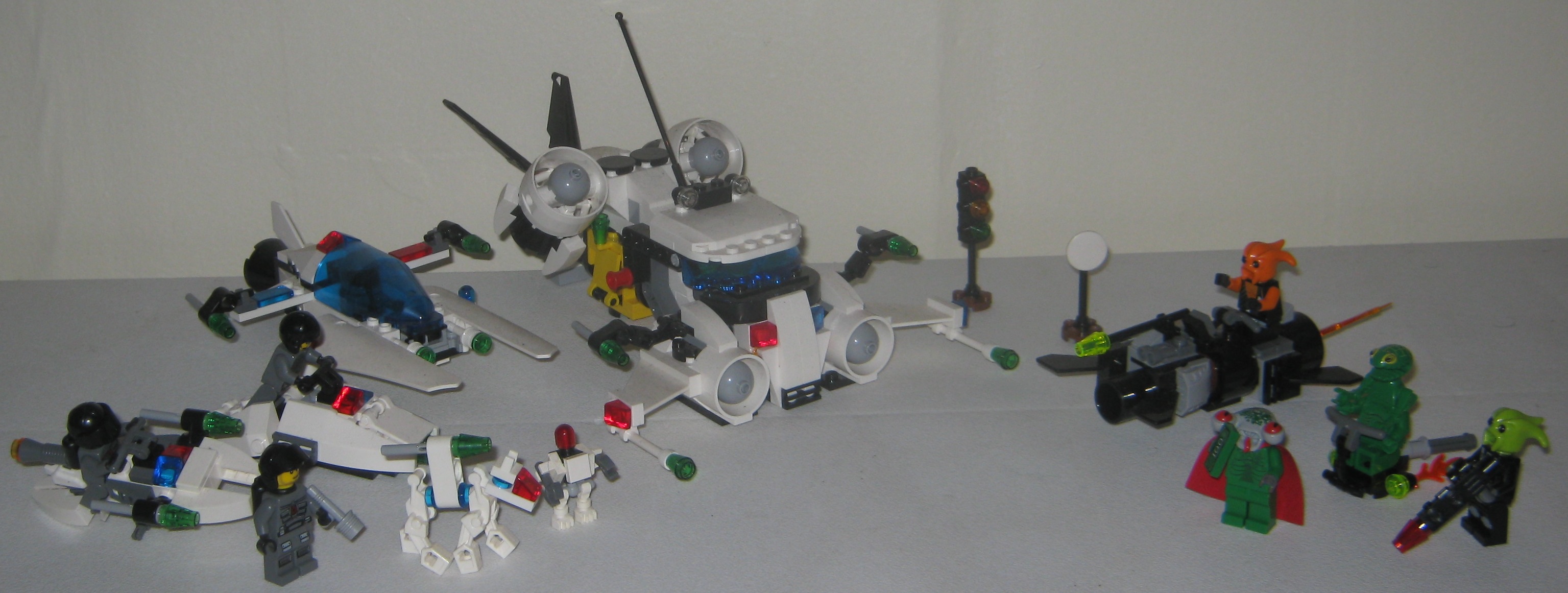 space_police_3.jpg