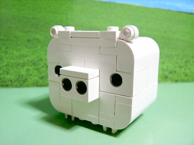 whitepig_01.jpg