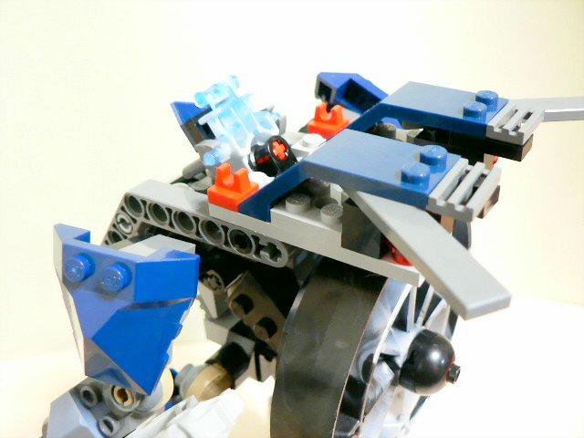 7703only_14.jpg