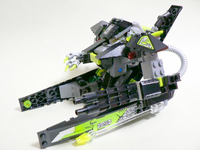 8104only_03.jpg