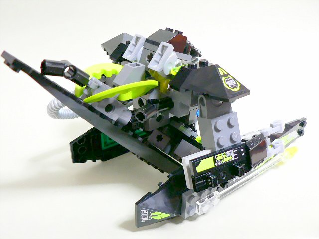 8104only_05.jpg