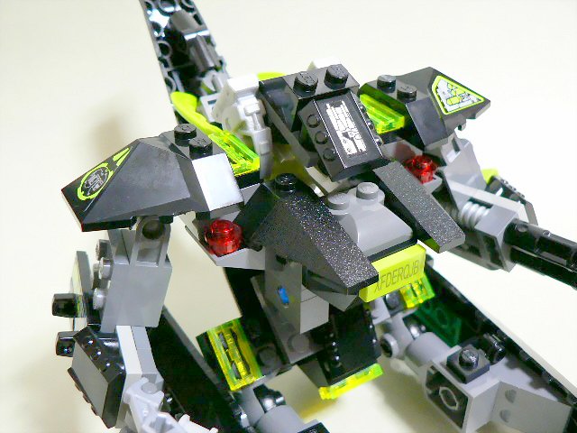 8104only_07.jpg