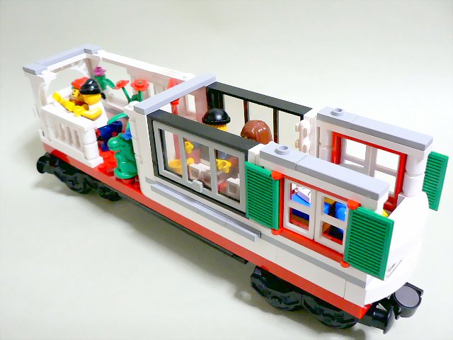 housetrain_15.jpg