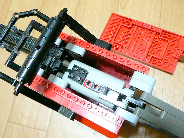 chainsaw_09.jpg