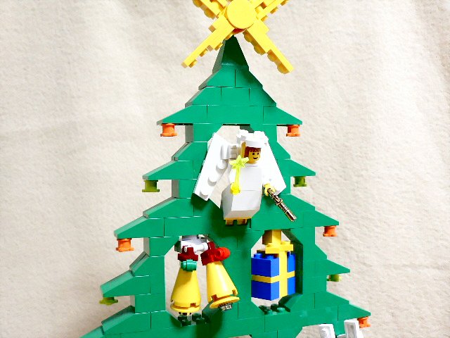 christmastree_05.jpg