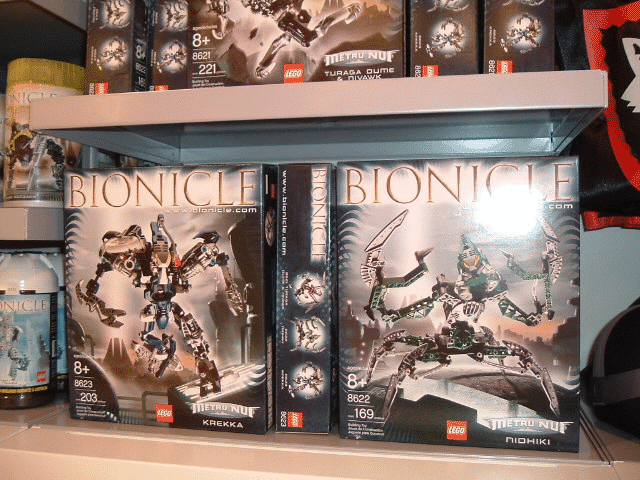 2004_0602newbionicle03122.gif
