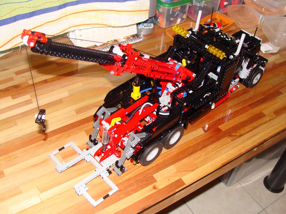 8285-16_resize.jpg