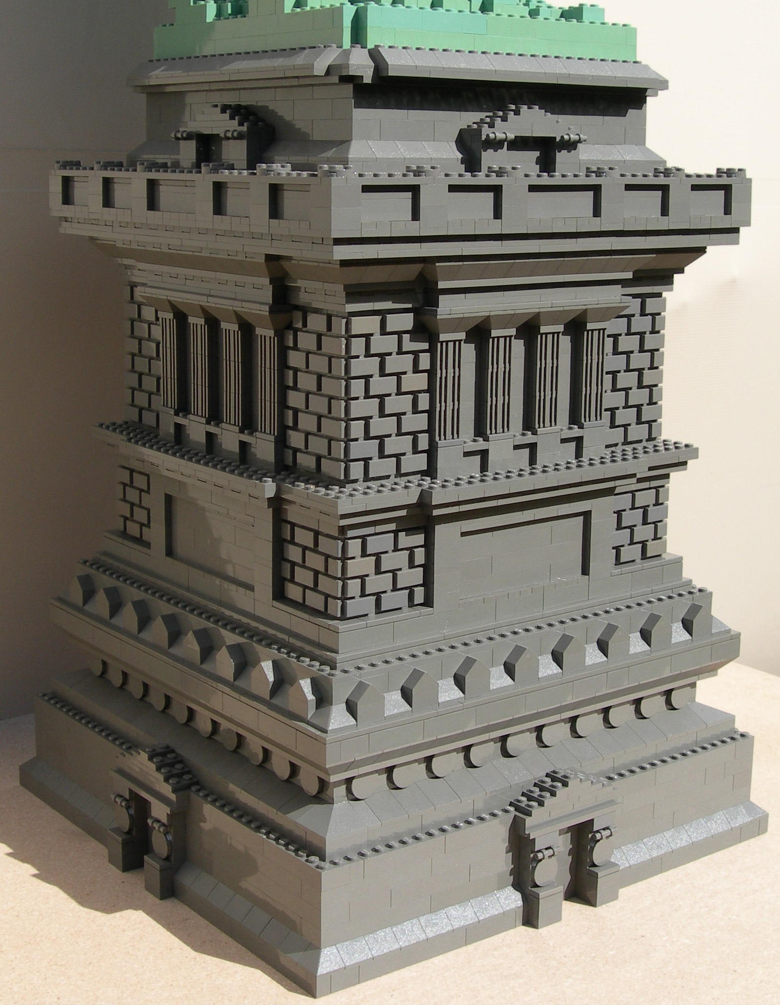 statue_of_liberty_base.jpg