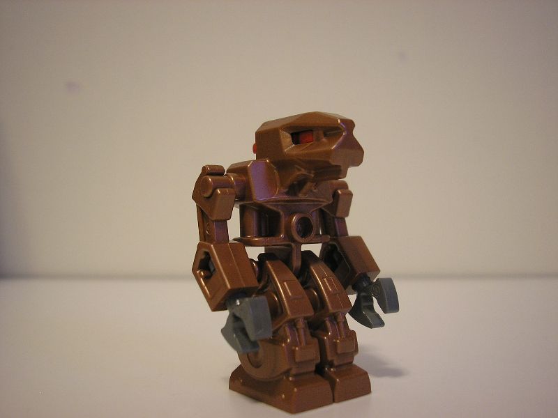 03_minifig_iron_drone.jpg