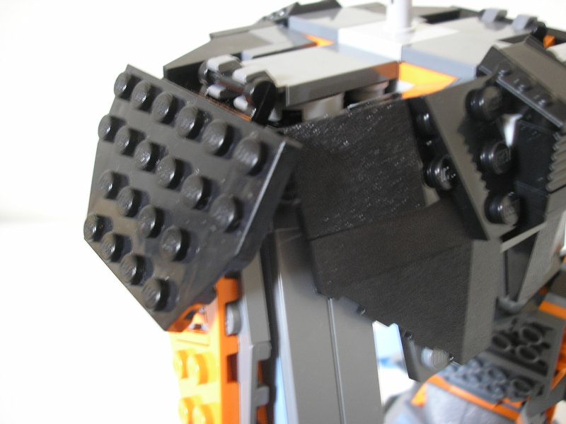 12_middle_armor.jpg