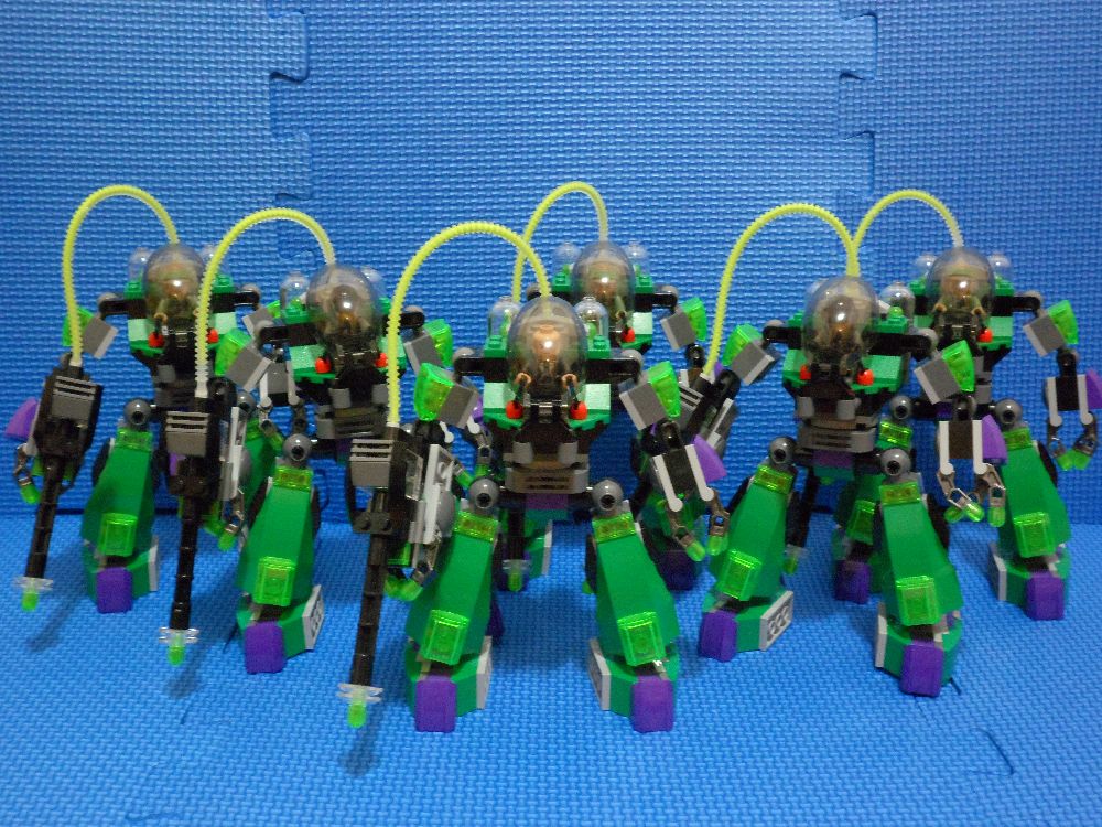 0002_group_of_mecha_6862.jpg