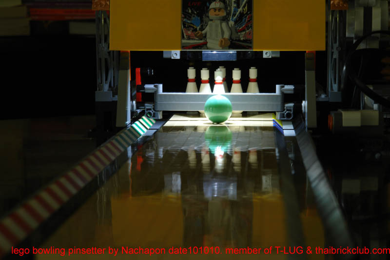 nachapon_lego_pinsetter_101010_03.jpg