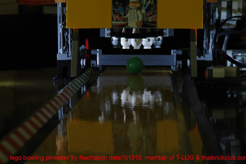 nachapon_lego_pinsetter_101010_05.jpg