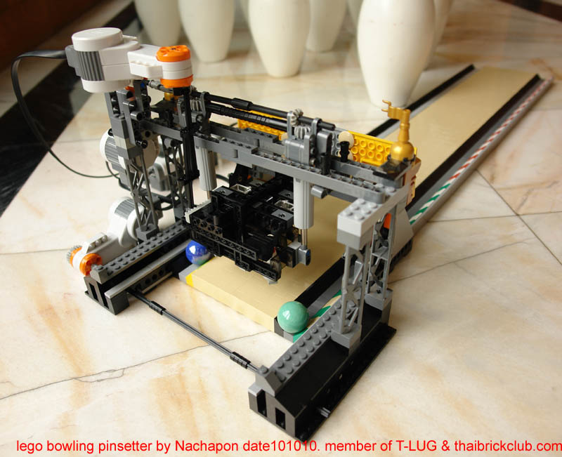 nachapon_lego_pinsetter_101010_15.jpg