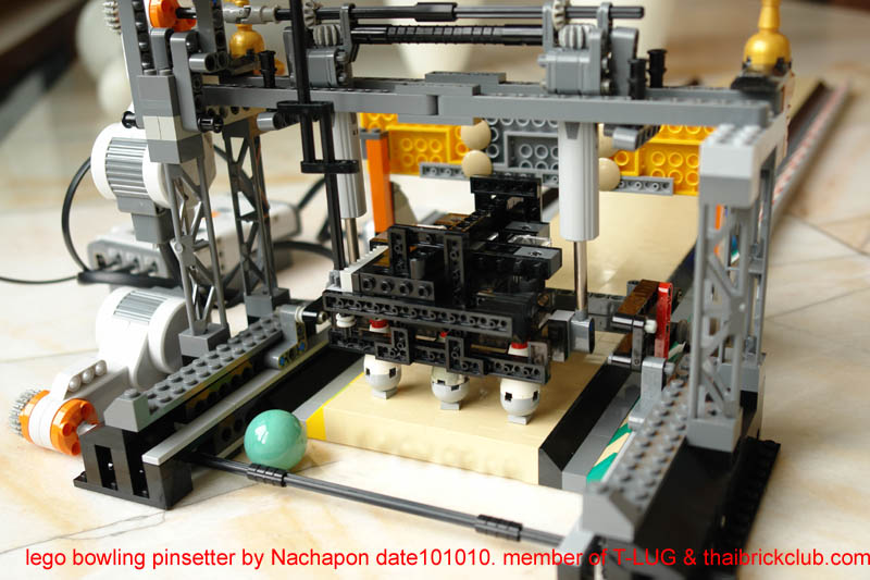 nachapon_lego_pinsetter_101010_16.jpg