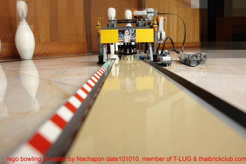 nachapon_lego_pinsetter_101010_17.jpg