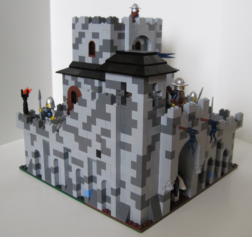 lego_32x32_castle_003s.jpg