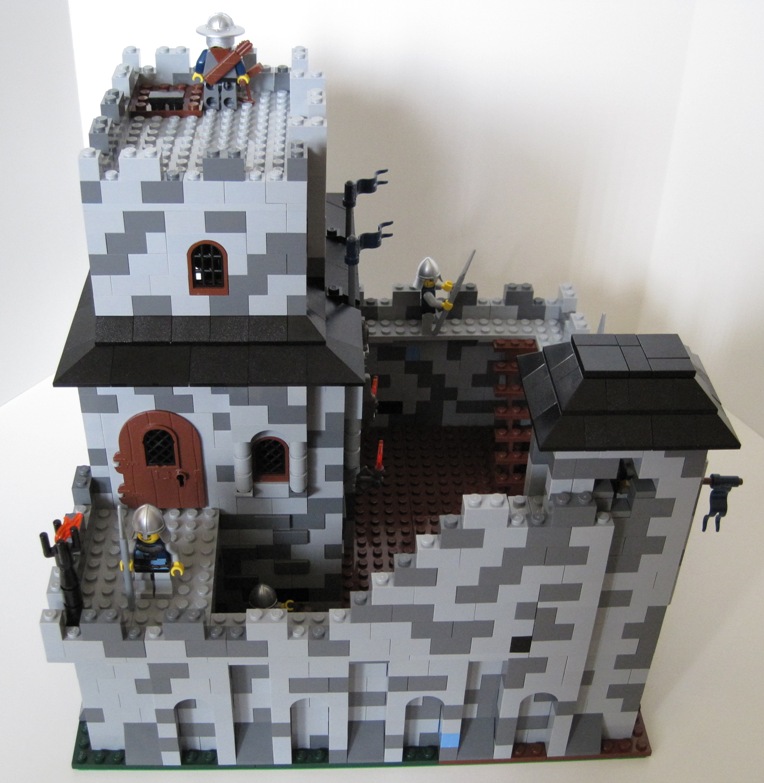 lego_32x32_castle_005s.jpg