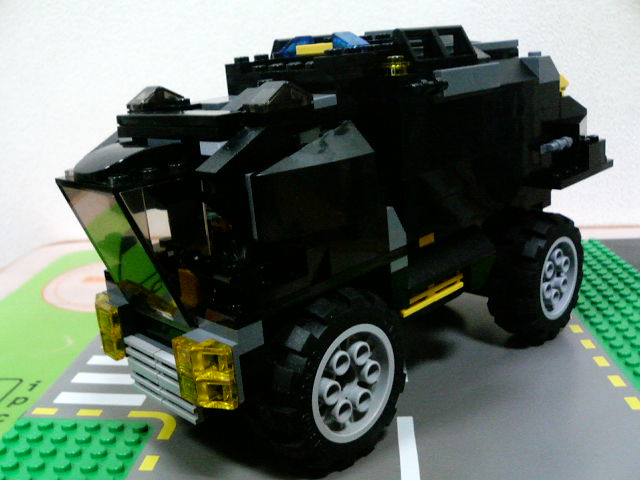 military_vehicle01.jpg