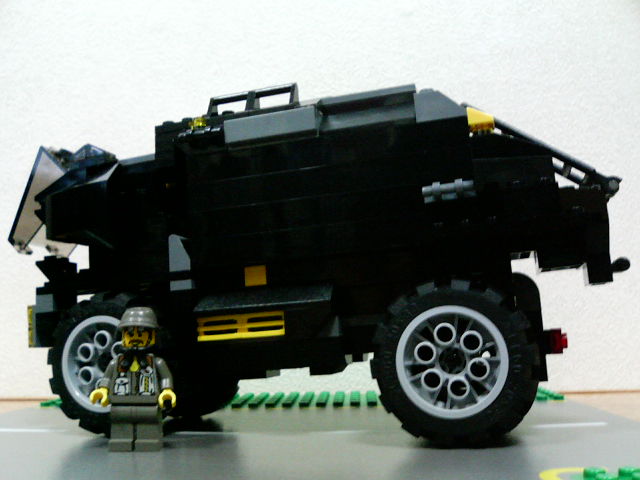 military_vehicle05.jpg