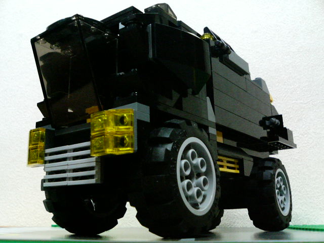 military_vehicle08.jpg